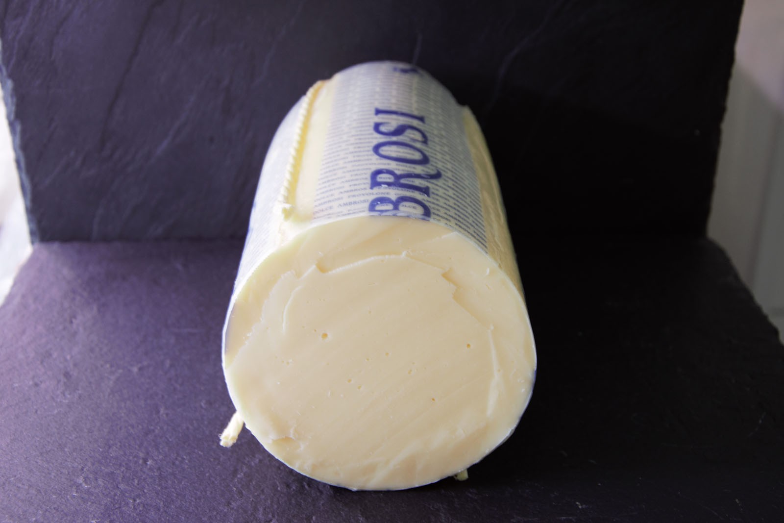 Le Provolone, le fromage italien par excellence - Paroles de Fromagers